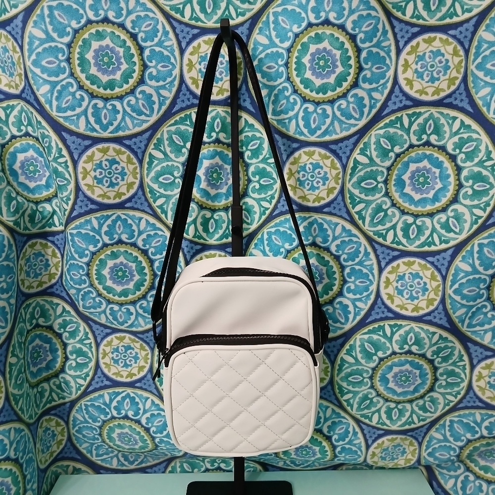 White Quilted Crossbody Bag Small Camera Case Travel Sporty Shoulder Black Trim